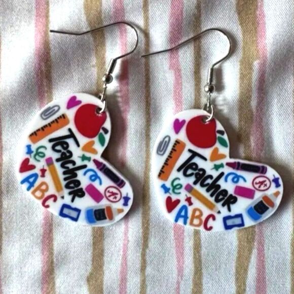 Hand crafted dangle earrings - Picture 7 of 8